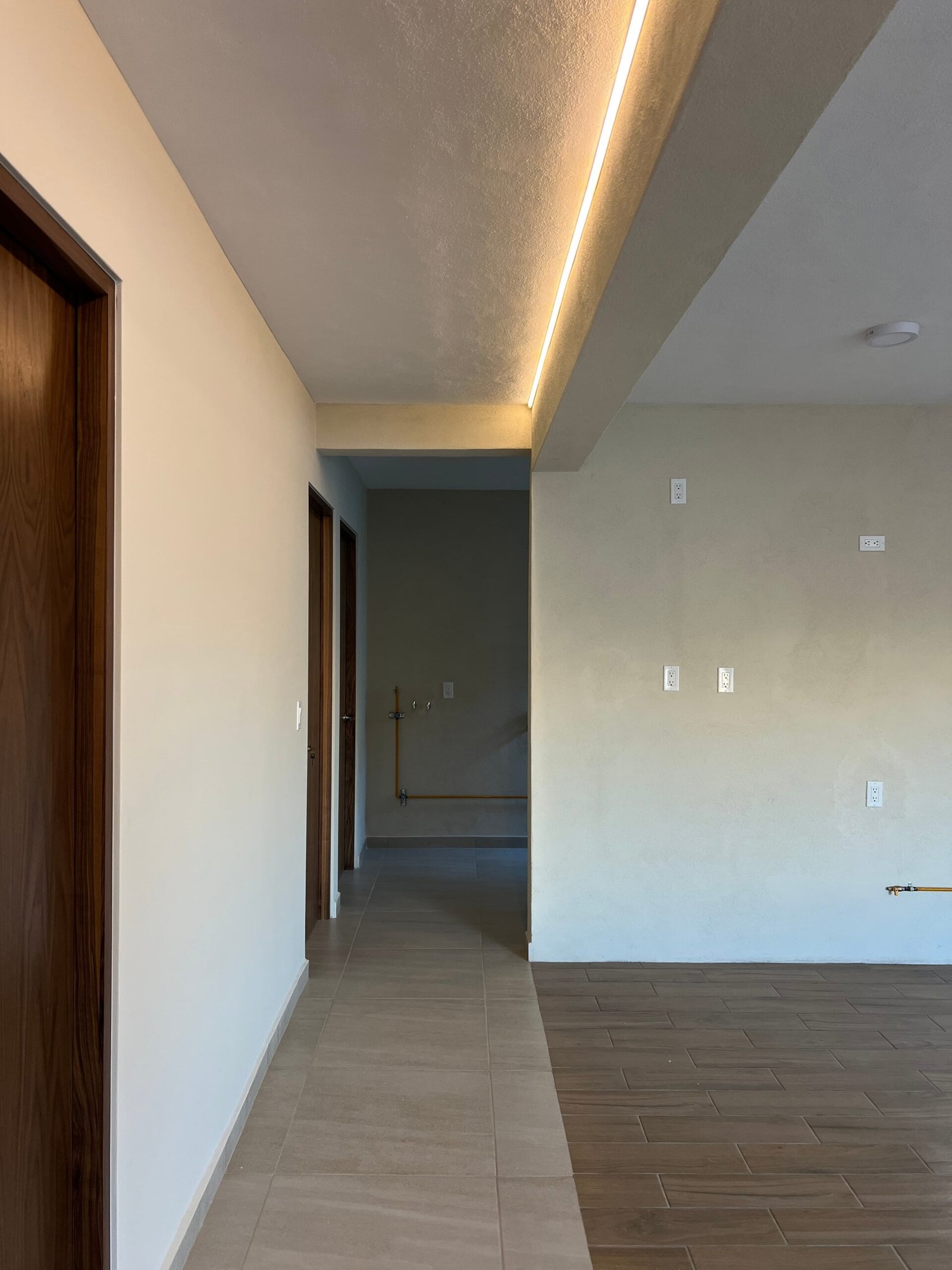 Departamento moderno en Tijuana diseñado por Diseño en Espiral